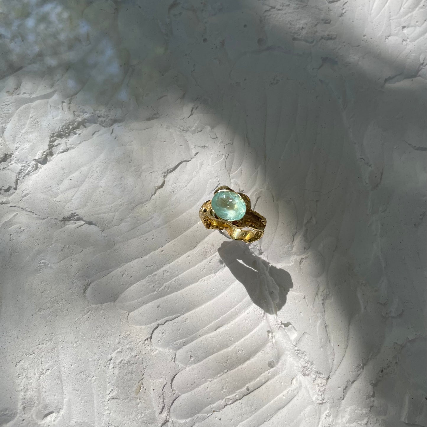 OVAL AQUAMARINE