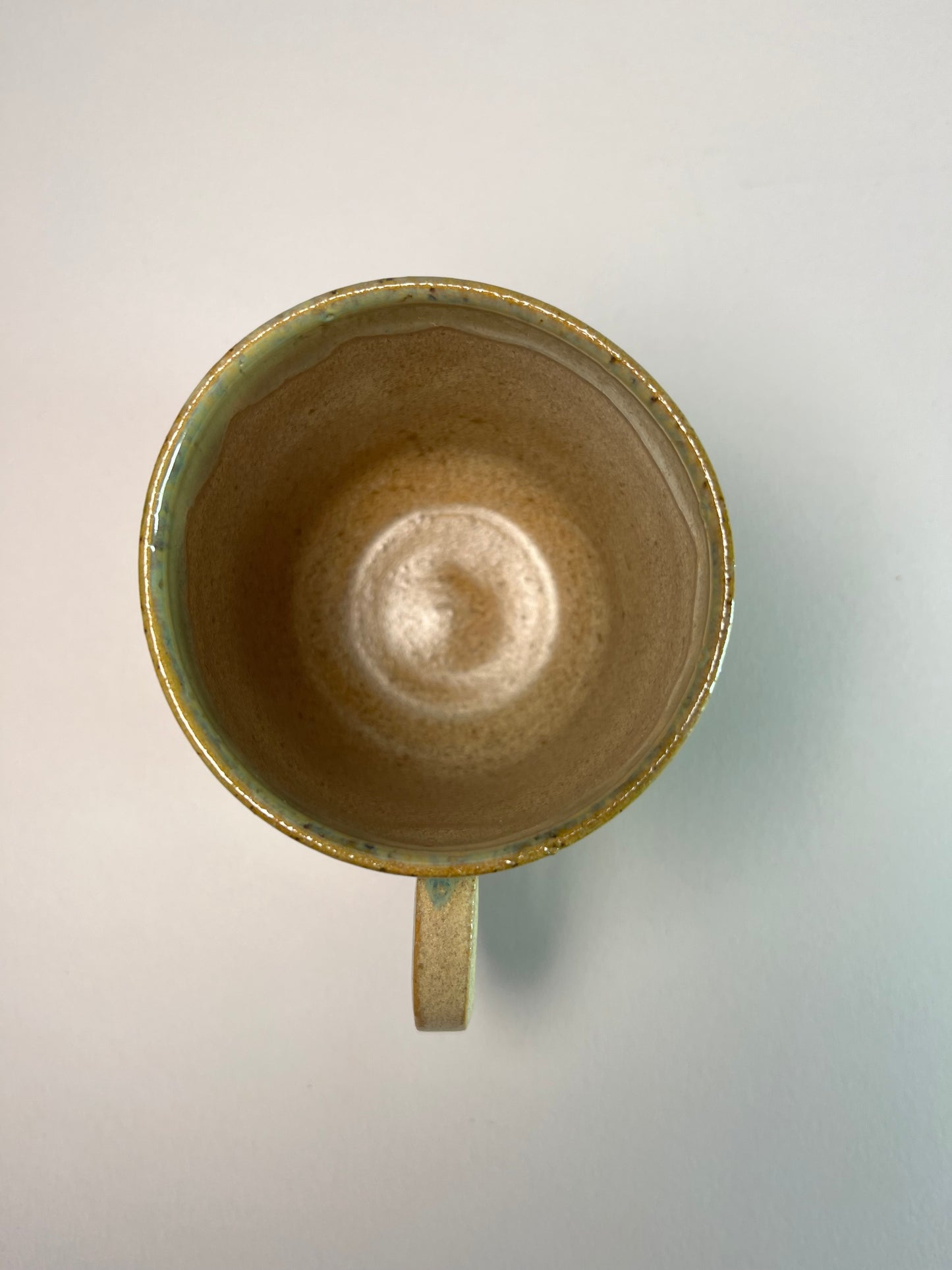 CUP WITH HANDLE
