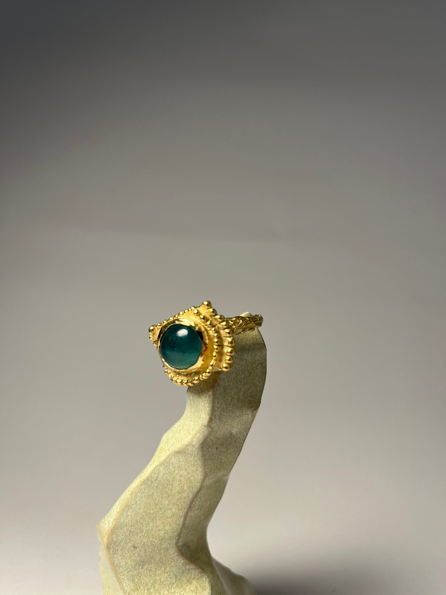 GRANDIDIERITE CABOCHON