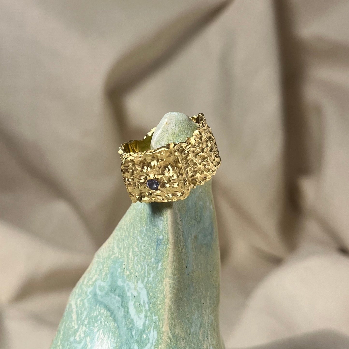 ROUND BLUE TANZANITE