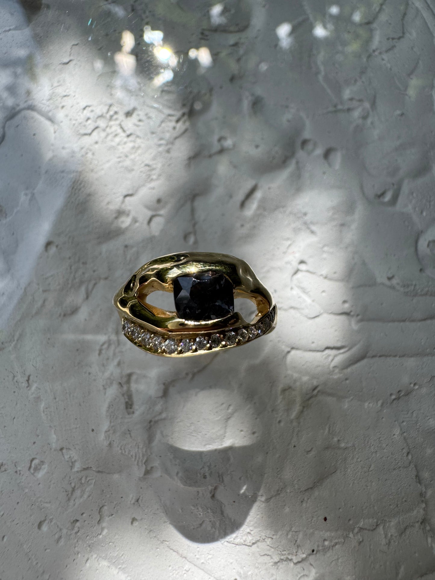 DARK GREY/BLUE SPINEL & MOISSANITES