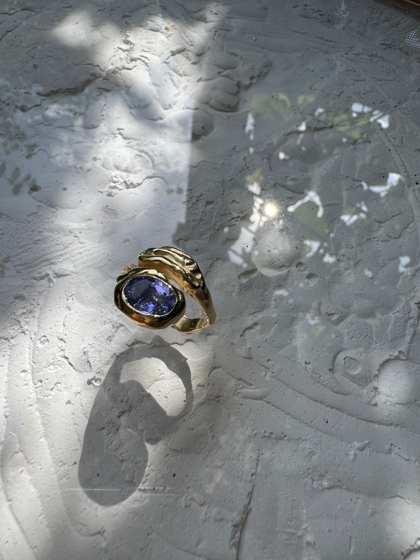 LARGE TANZANITE