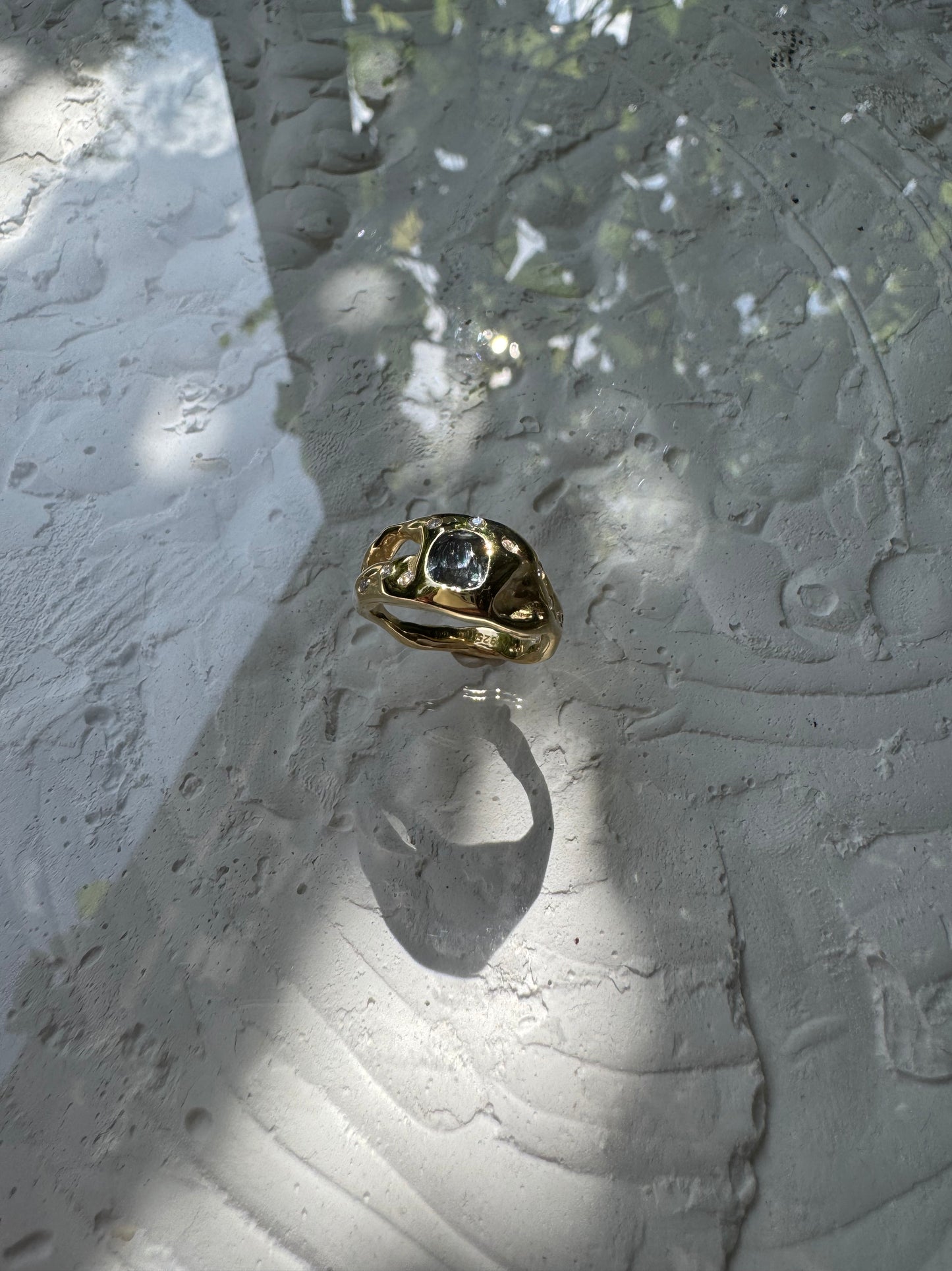 GREY CUSHION SPINEL & MOISSANITES