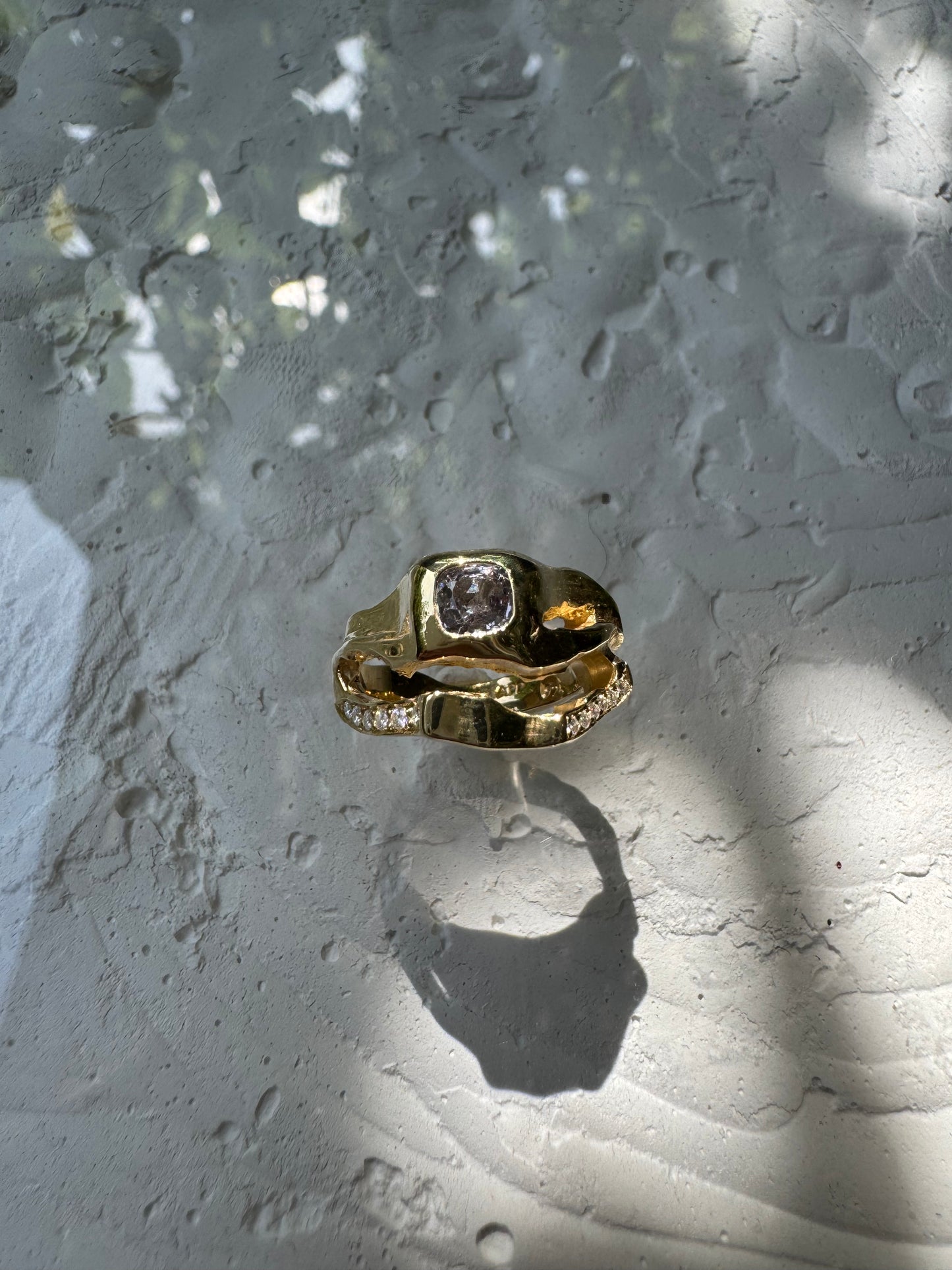 LIGHT GREY SPINEL & MOISSANITES
