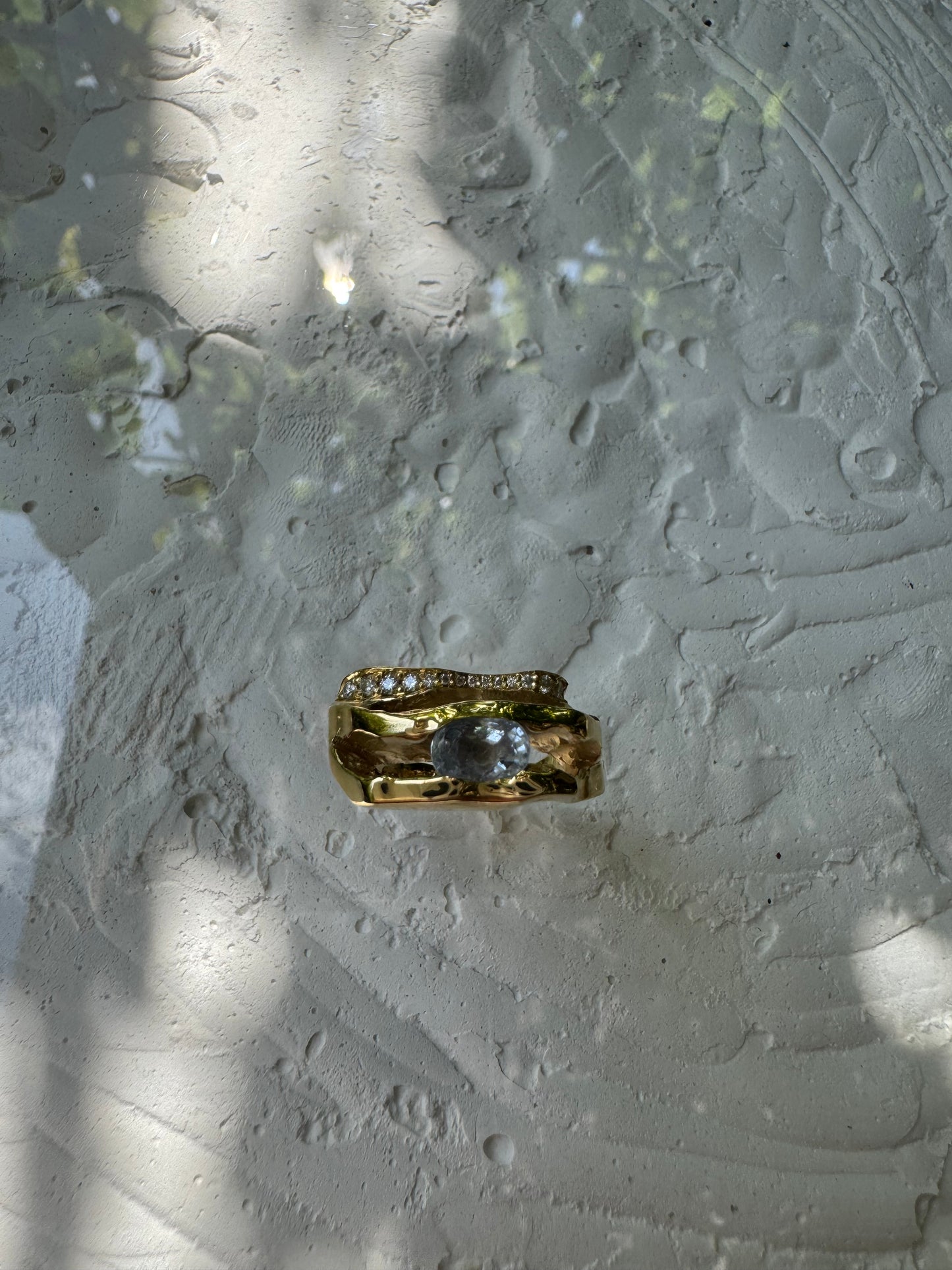 LIGHT BLUE SAPPHIRE & MOISSANITES