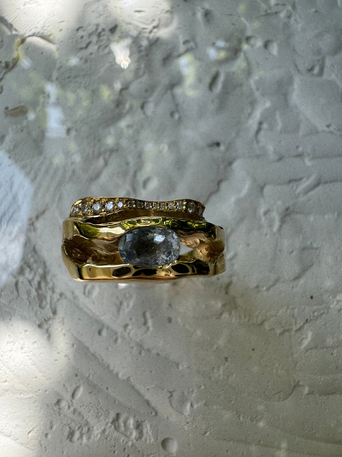 LIGHT BLUE SAPPHIRE & MOISSANITES